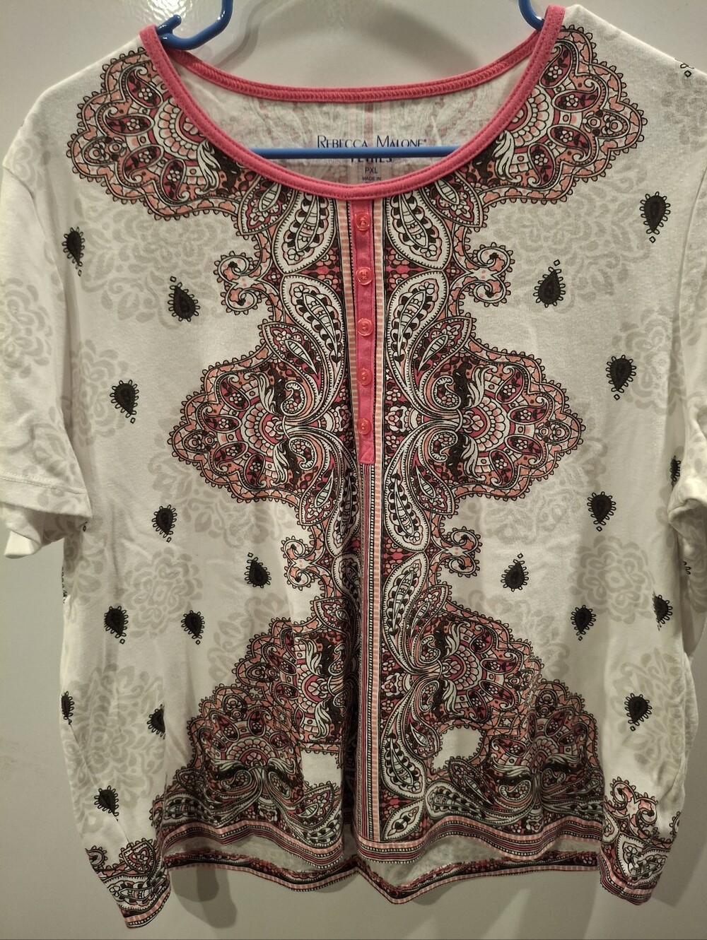 Rebecca Malone White Short Sleeve Paisley Tee with Pink Trim
